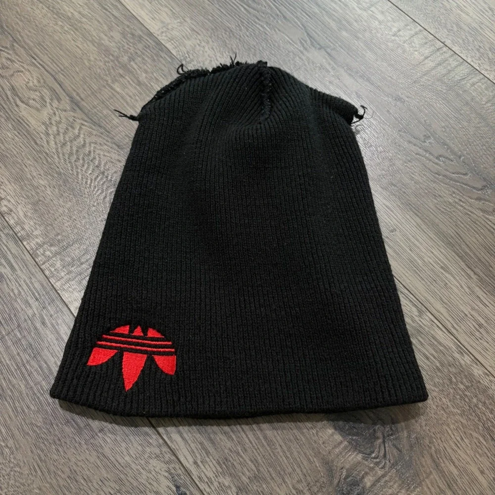 Adidas Originals Beanie Hat Unisex One Size Black Trefoil Logo Ribbed Knit